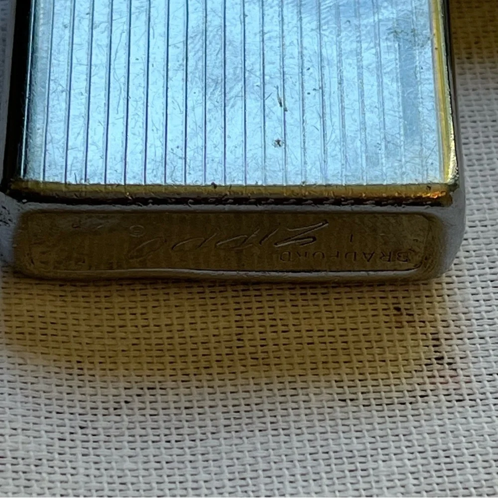 Zippo Bradford 1947-1949 Vintage Engine Turned Lighter - Picture 5 of 15